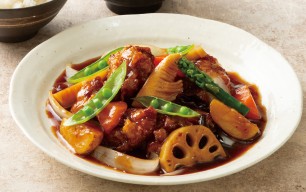 鶏と野菜の黒甘酢あんかけ