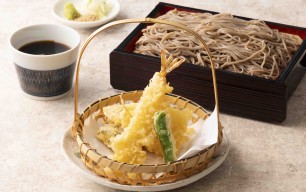 天ざるそばまたはうどん